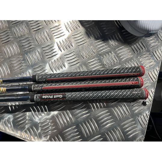 Milled Grind 3 Wedge Bundle Right 50 9 Stiff Dynamic Gold 105 S300 54/11 58/8 (Used - 3 Star)