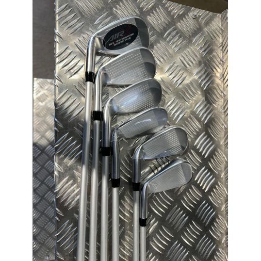 Air-X Irons Ladies Right Ladies Ultralite 45 6-PW+SW (Not Quite Perfect)
